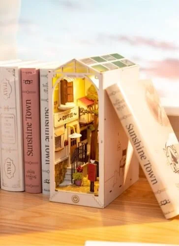 Sunshine Town - 3D Creative Bookend by Rolife — Handcrafted Me